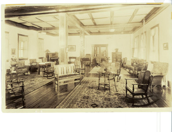 Patients' parlor at Florida Sanitarium, 1920s miniatura